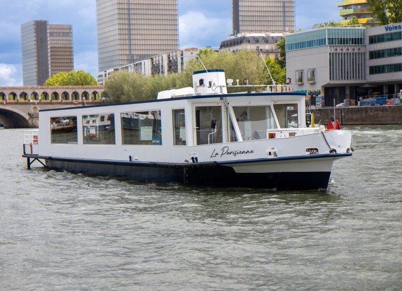 La Parisienne, Bateau Naviguant, France